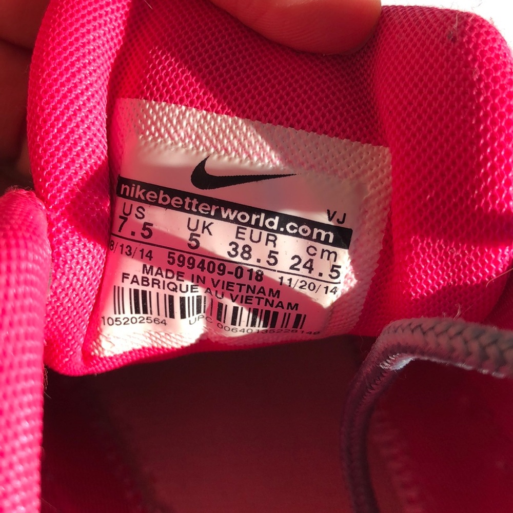 Shoes - Picture 5 of 5